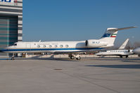 9K-AJF @ VIE - Kuwait Government Gulfstream 5 - by Yakfreak - VAP