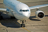 A6-ERE @ NZAA - Arriving at the gate - by Micha Lueck