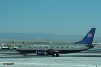 N346UA @ KDEN - Boeing 737-300