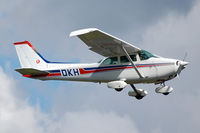 ZK-DKH @ NZAR - Fly-by - by Micha Lueck
