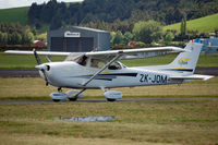 ZK-JOM @ NZAR - Taxiing - by Micha Lueck