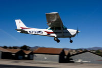 N739MB @ SZP - Cessna 172N
