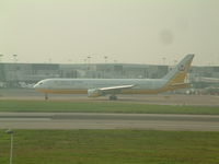 V8-RBG @ EGLL - Taken at Heathrow Airport March 2005 - by Steve Staunton