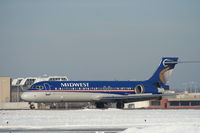 N908ME @ KMKE - Boeing 717-200 - by Mark Pasqualino