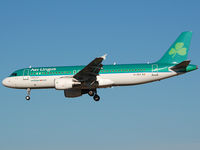 EI-DEO @ LEBL - Shamrok en final to RWY 25R. - by Jorge Molina