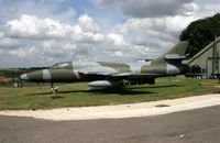 XL586 @ KEMBLE - HUNTER - by martin rendall