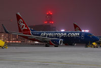 OM-NGK @ VIE - Sky Europe Boeing 737-700 - by Yakfreak - VAP