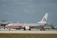 N923AN @ KMIA - Boeing 737-800 - by Mark Pasqualino