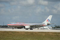 N90070 @ KMIA - Airbus A300B4-605R - by Mark Pasqualino