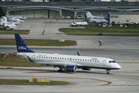 N258JB @ KFLL - ERJ 190-100 IGW