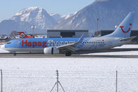 D-AHFC @ SZG - Hapagfly Boeing 737-800 (Hannover airport colors) - by Thomas Ramgraber-VAP