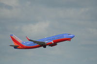 N368SW @ KFLL - Boeing 737-300 - by Mark Pasqualino
