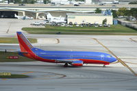 N385SW @ KFLL - Boeing 737-300 - by Mark Pasqualino