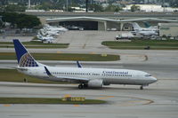 N73275 @ KFLL - Boeing 737-800