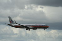 N942AN @ KMIA - Boeing 737-800 - by Mark Pasqualino