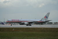 N190AA @ KMIA - Boeing 757-200 - by Mark Pasqualino