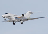 N707LX @ KAPA - Approach to 17L