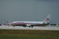 N942AN @ KMIA - Boeing 737-800 - by Mark Pasqualino