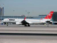 N536US @ KLAS - Northwest Airlines / 1995 Boeing 757-251 - by Brad Campbell