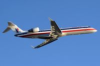 N521AE @ ORF - American Eagle N521AE (FLT EGF618) climbing out from RWY 23 enroute to Dallas/Fort Worth Int'l (KDFW).