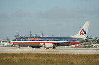 N961AN @ KMIA - Boeing 737-800 - by Mark Pasqualino