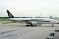 9V-SRE @ VTBD - Singapore Airlines 777-200 - by Andy Graf-VAP