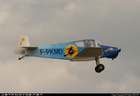 F-PKMD @ LFBI - The witch on final - by Philippe BOUTIN