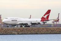 VH-OJE @ YSSY - Qantas 747-400