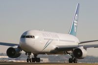 ZK-NBA @ YSSY - Air New Zealand 767-200 - by Andy Graf-VAP