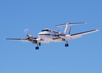 N5ST @ KAPA - Approach to 17L - by Bluedharma