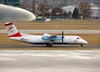 OE-LTH @ LOWS - Austrian Arrows Dash 8 at Salzburg