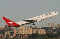 VH-OGR @ YSSY - Qantas 767-300 - by Andy Graf-VAP