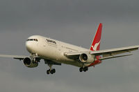 VH-ZXC @ YMML - Qantas 767-300 - by Andy Graf-VAP
