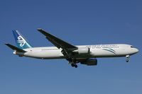 ZK-NCG @ YMML - Air New Zealand 767-300 - by Andy Graf-VAP