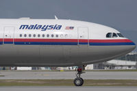 9M-MKV @ WMKK - Malaysia Airlines A330-200 - by Andy Graf-VAP