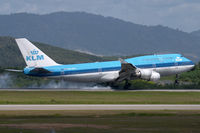 PH-BFB @ WMKK - KLM 747-400 - by Andy Graf-VAP