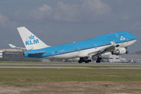 PH-BFT @ WMKK - KLM 747-400 - by Andy Graf-VAP