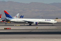 N827MH @ KLAS - Delta Airlines / 2001 Boeing 767-432ER - by Brad Campbell