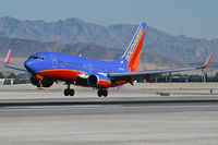 N204WN @ KLAS - Southwest Airlines / 2005 Boeing 737-7H4 - by Brad Campbell