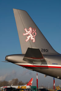 2801 @ VIE - Czech Air Force Airbus A319 - by Yakfreak - VAP