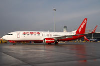 D-ABBB @ VIE - Air Berlin Boeing 737-800 - by Yakfreak - VAP