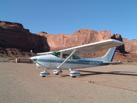 N182MT - Monument Valley - by Dan Barley