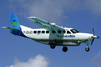 F-OIJO @ SXM - visitor