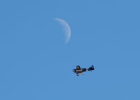 N7648E @ KAPC - Trophy Hunter finds the moon. - by Bluedharma