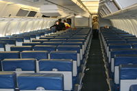N125DL @ ATL - Delta 767-300 cabin