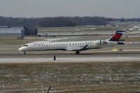 N678CA @ CVG - Comair