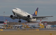 D-ABIH @ LOWW - Lufthansa  B737-530 - by Delta Kilo