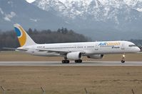 EI-DUA @ LOWS - Air Union 757-200