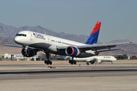 N682DA @ KLAS - Delta Airlines / 1993 Boeing 757-232