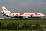 PH-MCU @ AMS - visitor - by Wolfgang Zilske